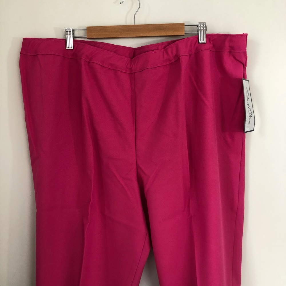 Roaman’s pleated straight leg ankle pant Bend Over - Picture 4 of 6